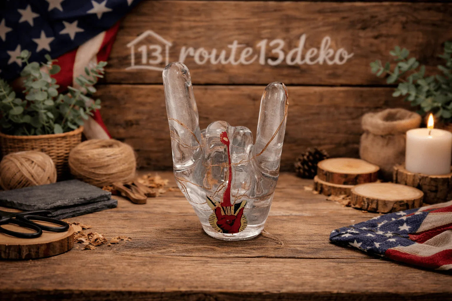 Rock - Hard Pommesgabel mit Beleuchtung in Epoxidharz - route13deko